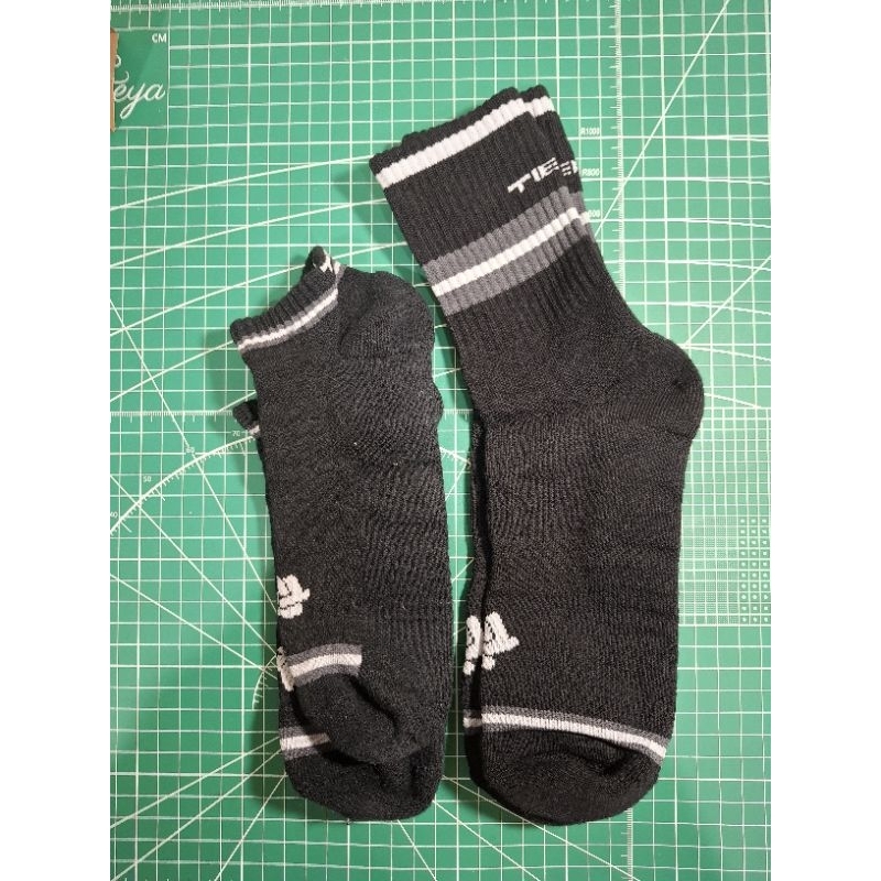 Tiento Compresson Socks (Unused) Kaos Kaki Kompresi Hitam