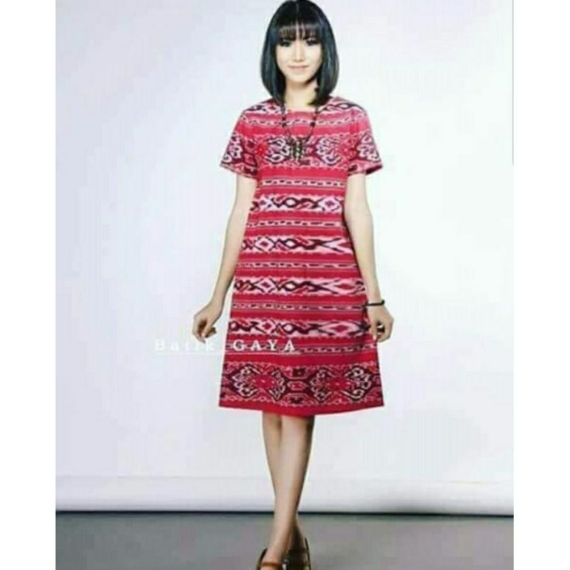 DRESS WANITA LENGAN PENDEK WARNA MERAH MOTIF MALUKU