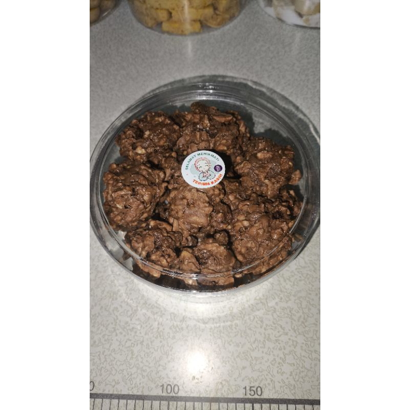 

KUE NEGRO/Kue Silverqueen/KUE LEBARAN/TOPLES 1/2 KG