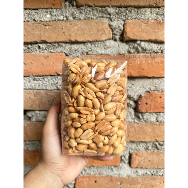 

KACANG BAWANG MATANG GORENG FRESH GURIH
