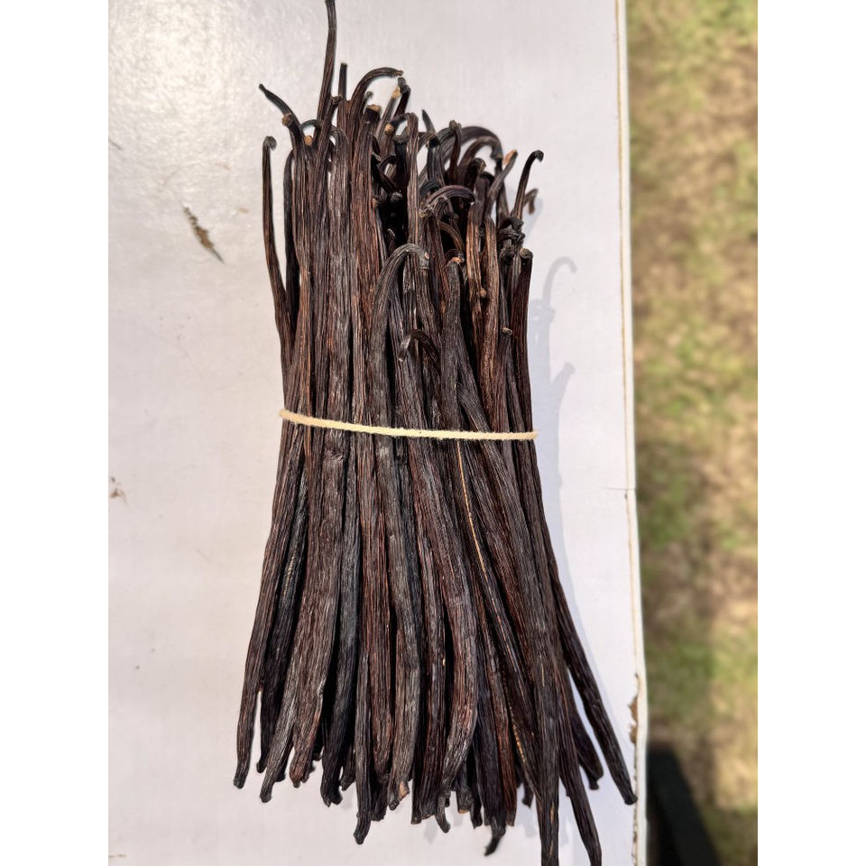 

Vanilla Planifolia Grade B, 100% organic