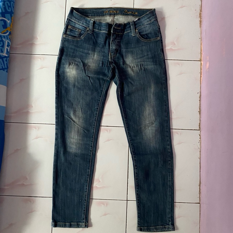 Jeans wanita rodeo / jeans pensil