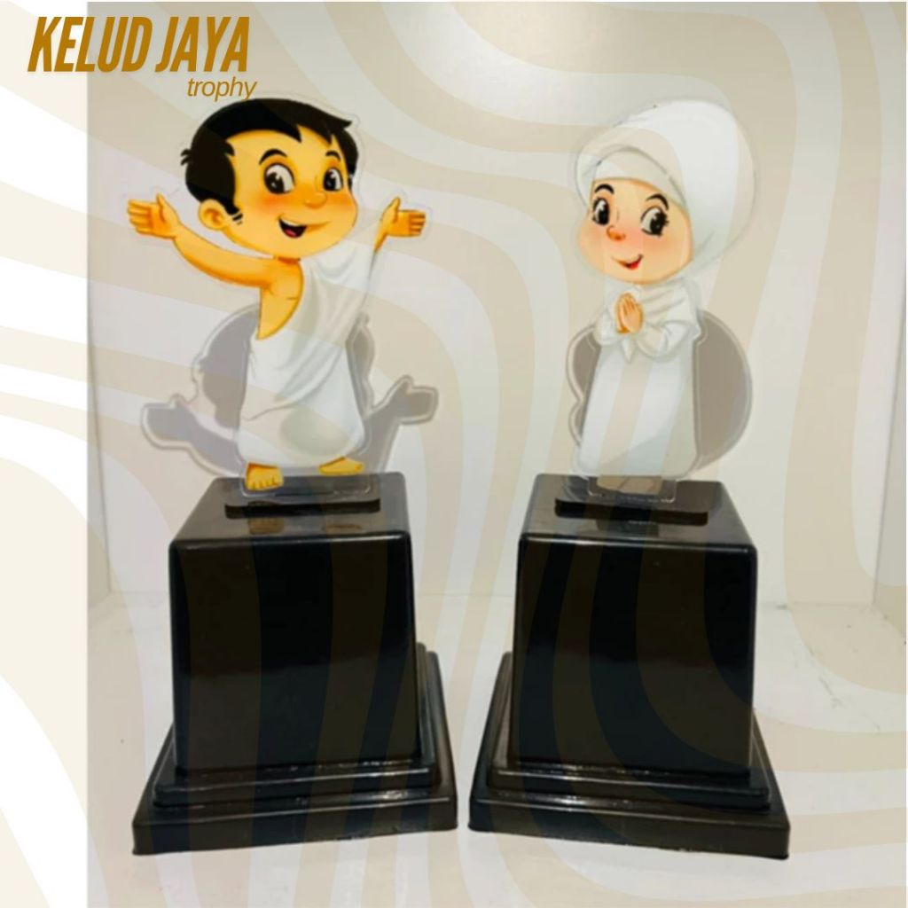 Piala Manasik Haji Anak Akrilik Piala Akrilik Manasik Haji (Ihram) - Piala Akrilik Karakter Haji Ihr