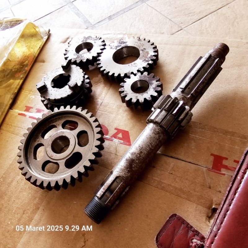 Gear box/ gigi rasio rasio Jupiter Z set. 701562TDR