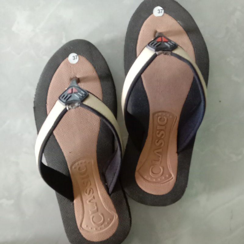 sandal wanita tipe classic