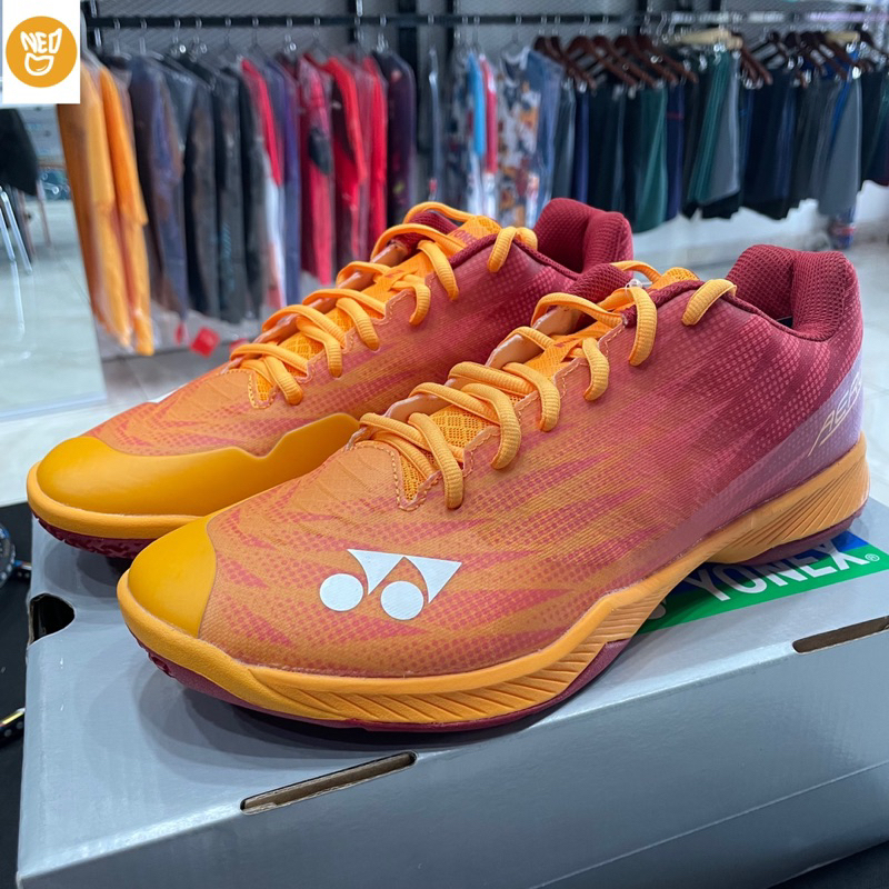 Sepatu Bulutangkis Yonex Aerus Z Men