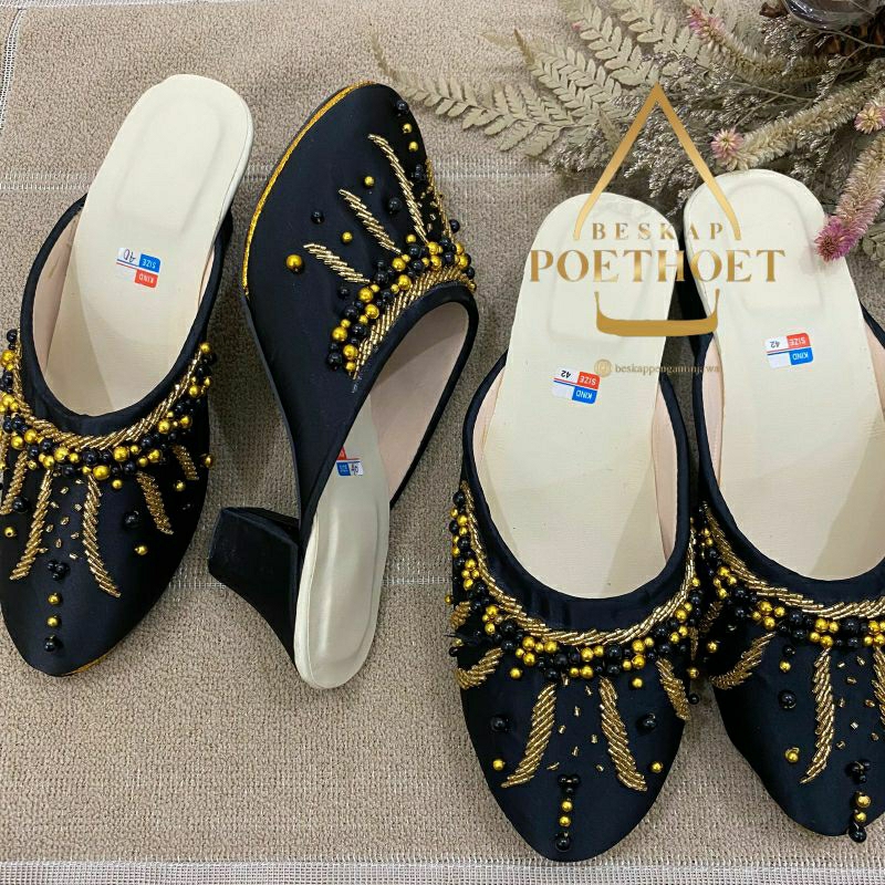 Wedding shoes selop Jawa Couple sandal pengantin hitam pria dan wanita payet gold
