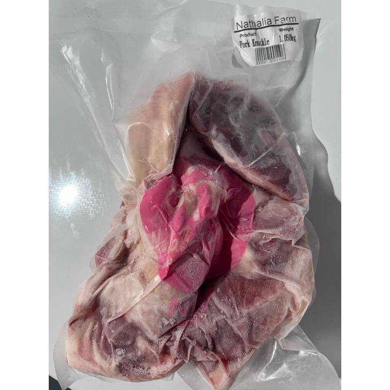 

Pork Knuckle Potong / Betis Daging Babi Organik