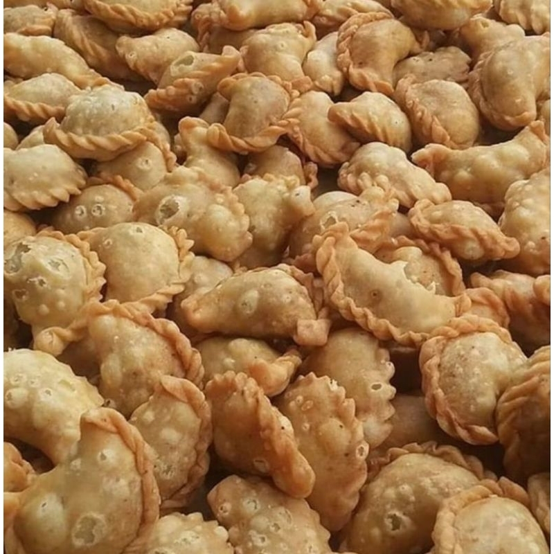 

Pastel isi Ebi Kue Pastel Gurih Cemilan Enak