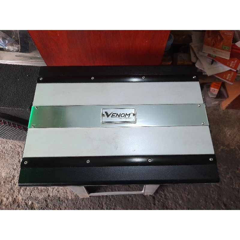 Power Monoblock VENOM California V1600D MANTAP bekas mulus