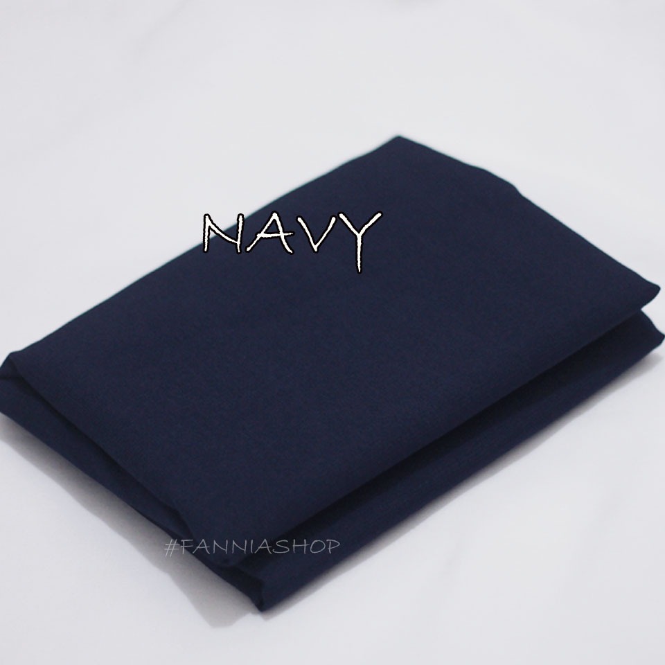 Jilbab segi empat wolfis 150 X 150 / jilbab jumbo wolfis / jilbab syari wol