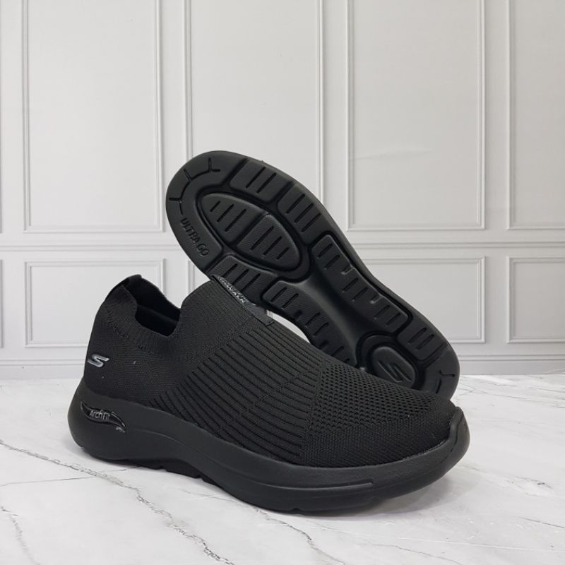 SKECHERS ARCH FIT ICONIC / SEPATU SKECHERS PRIA