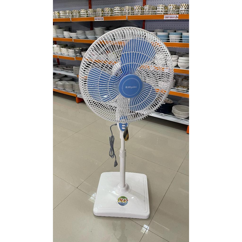 Kipas Angin Miyako Tjr 101 Gb Stand Fan + Remot