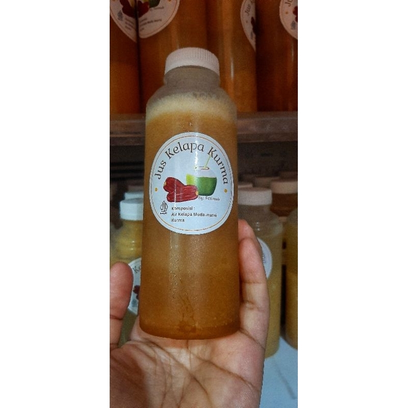 

Jus Kelapa Kurma