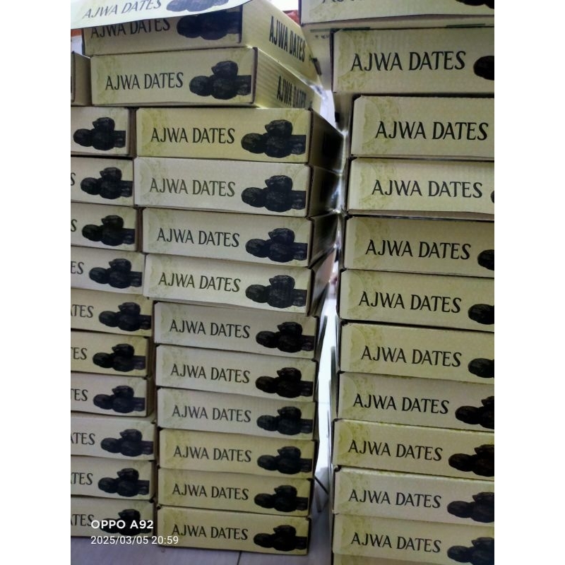 

Kurma Azwa (500 gram)