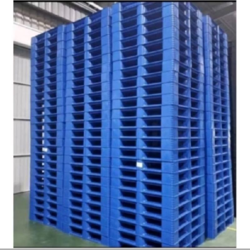 

palet plastik bekas berkualitas 110x110x12