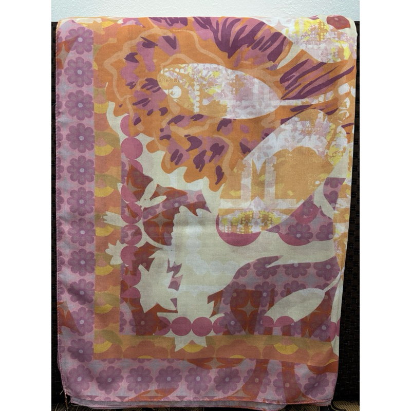 preloved riamiranda scarf