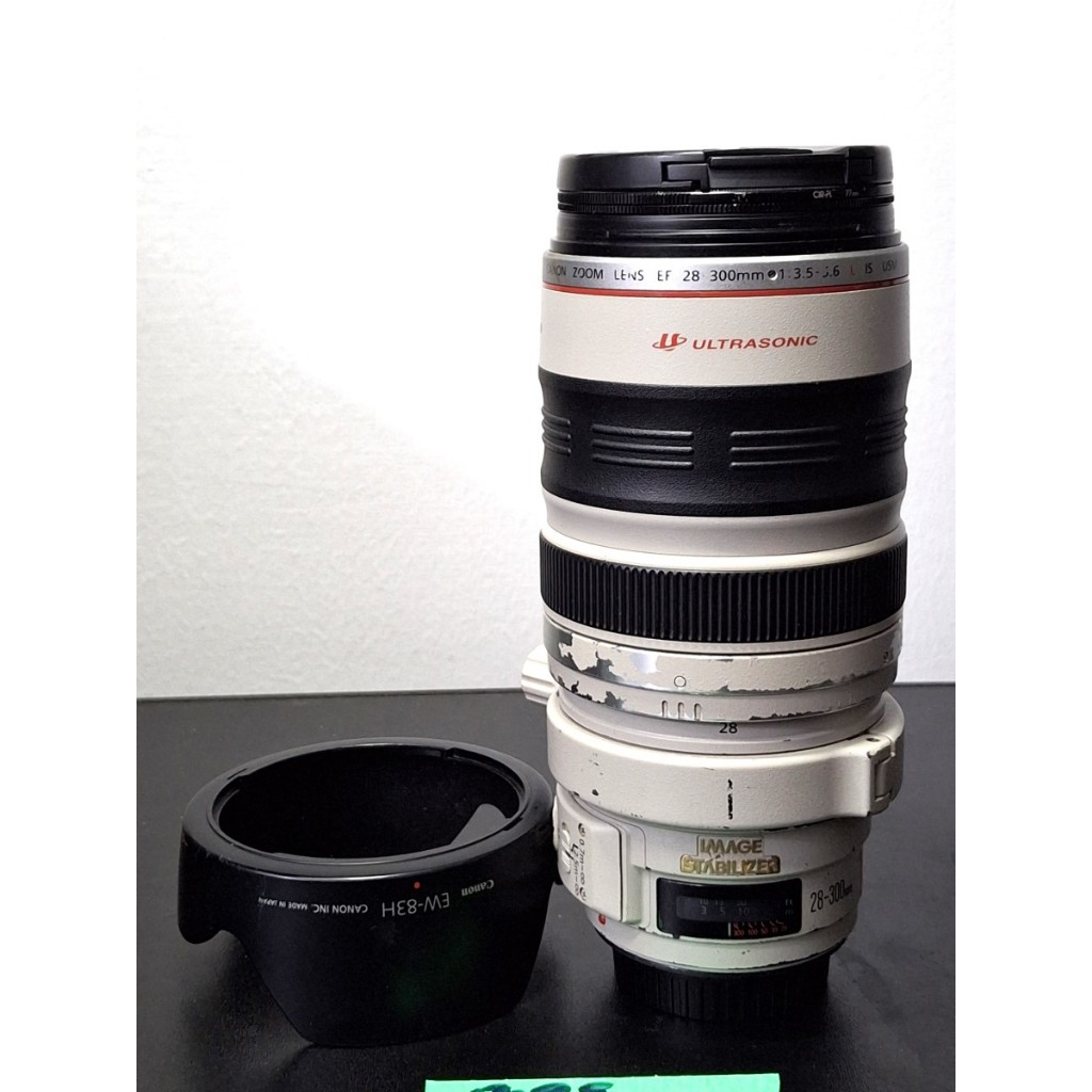 Lens Zoom Canon EF 28-300mm