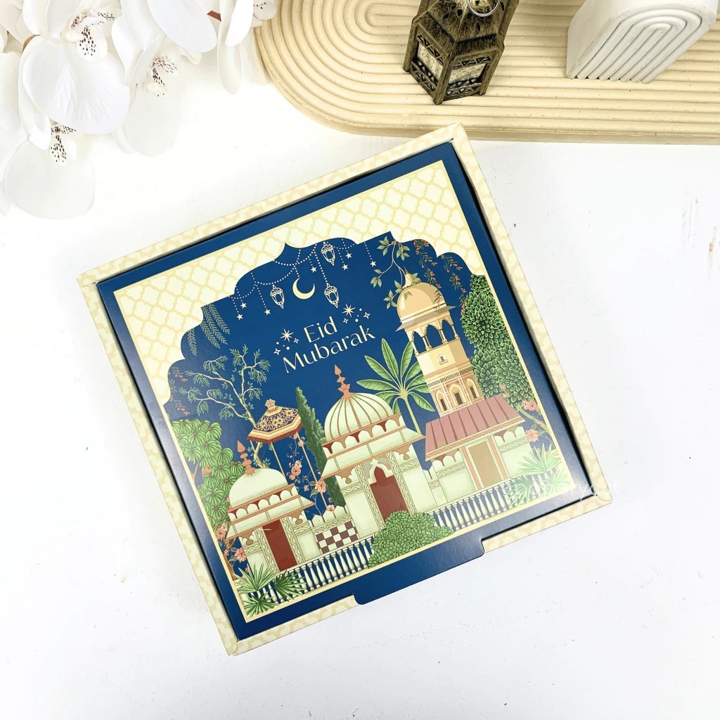 

Box Kotak Kue Cookies Lebaran / Idul Fitri 22 x 22 x 6.5cm - 2 Wall