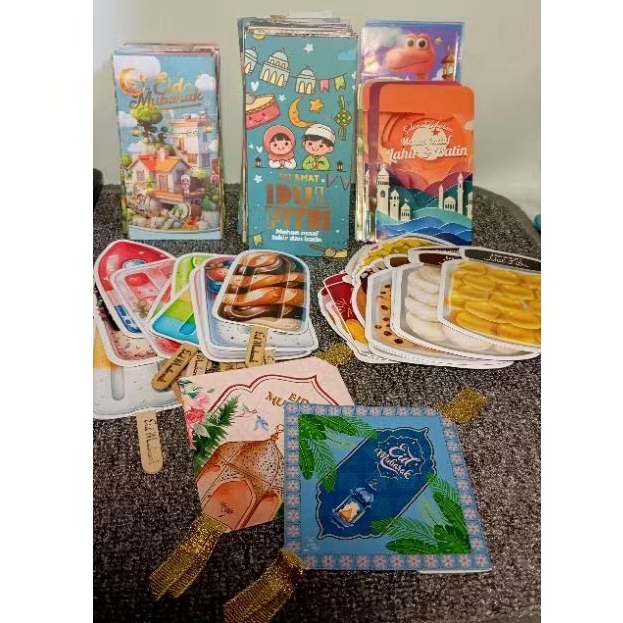 

Amplop Lebaran besar sedang kecil