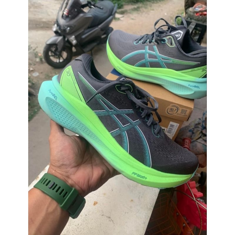 Asics Gel Kayano 30 ORIGINAL BNIB