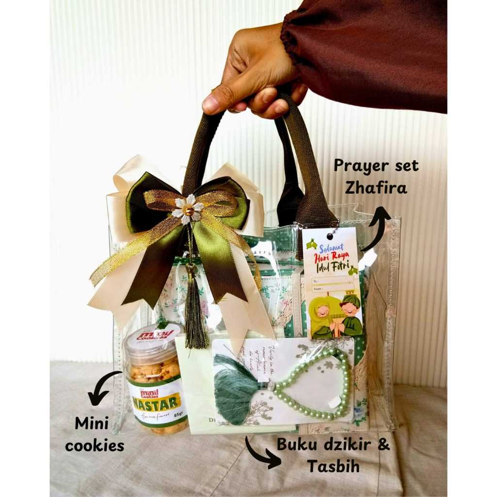 

Paket Hampers Prayer set Kue Kering Cookies free Buku Dzikir & Tasbih