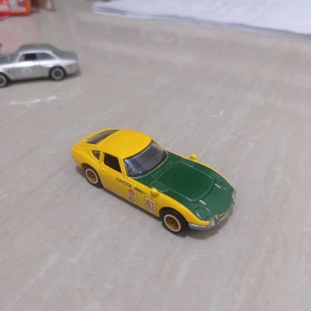hotwheels premium seri japan historic japhis toyota 2000 gt ban karet