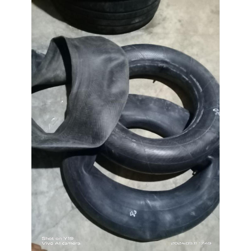 Ban dalam seken ring 14 (untuk mobil)