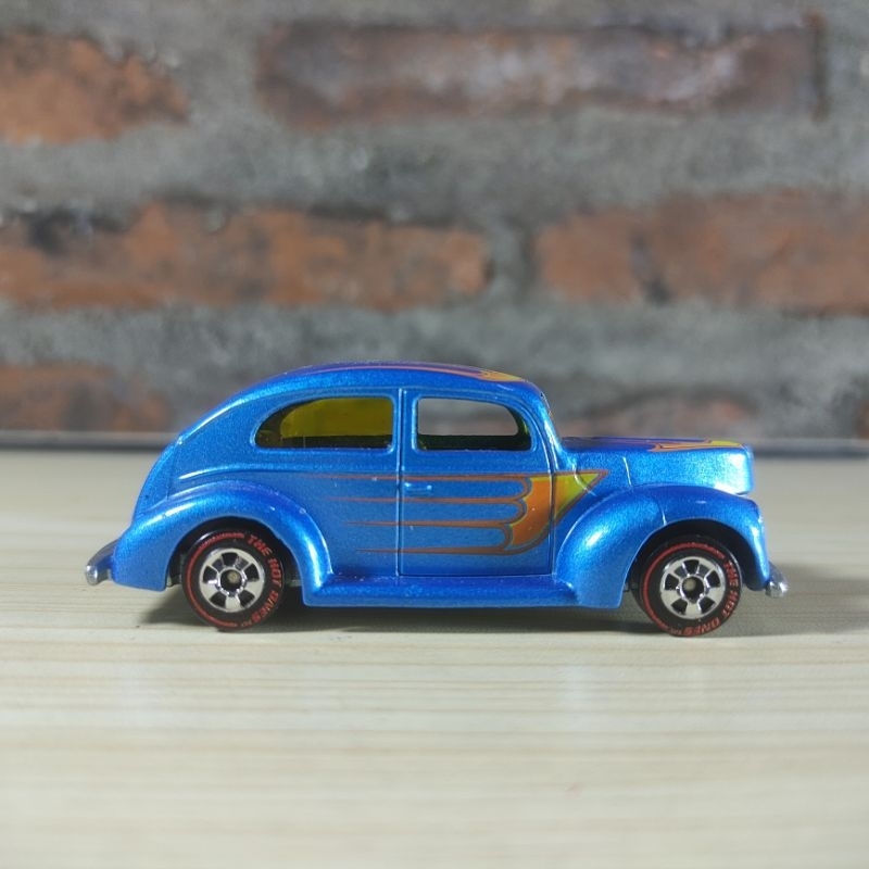 Hot Wheels Fat Fendered All Metal Blackwall Hot Ones Chase Car - Loose Mulus