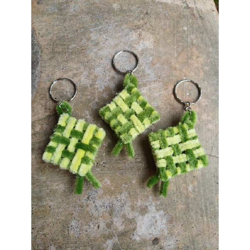 

angpao lebaran/angpao kawat bulu/angpau kawat bulu ketupat