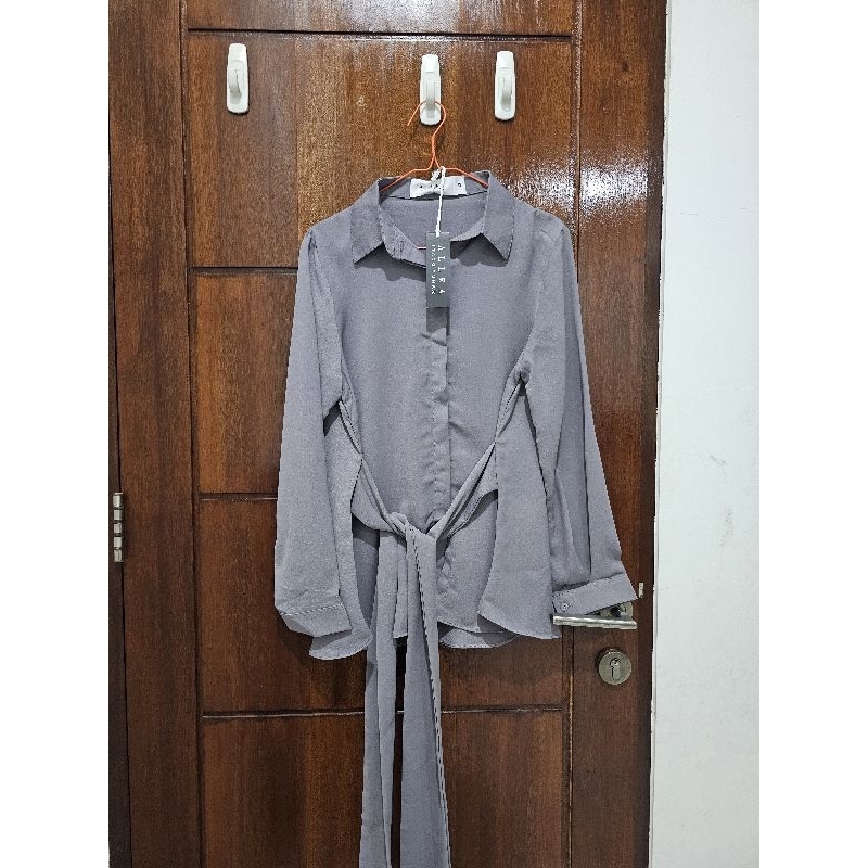 Blouse Allea Itang Yunaz