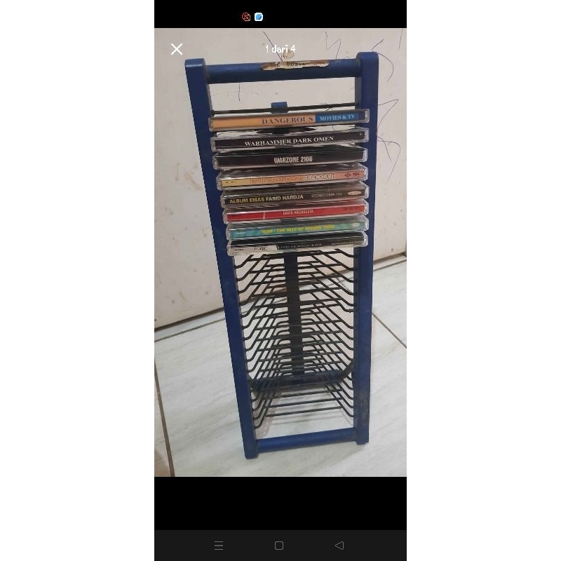 Tempat rak kaset CD dan dvd