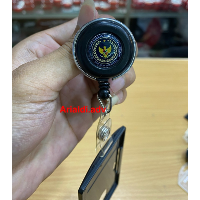 

gk satu set yoyo+casing id card logo kemenimipas terbaru yoyo putar