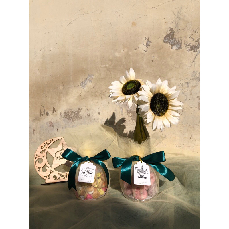 

Raya Hampers