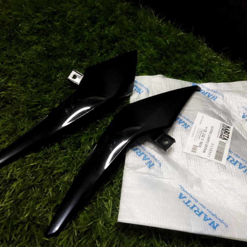 KUPING LAMPU DEPAN HONDA CB150R NEW/KUPINGAN LAMPU CB 150 R NEW NARITA