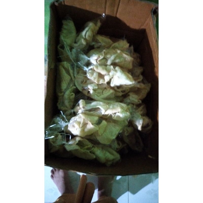 

kerupuk bawang putih lombok gurih.