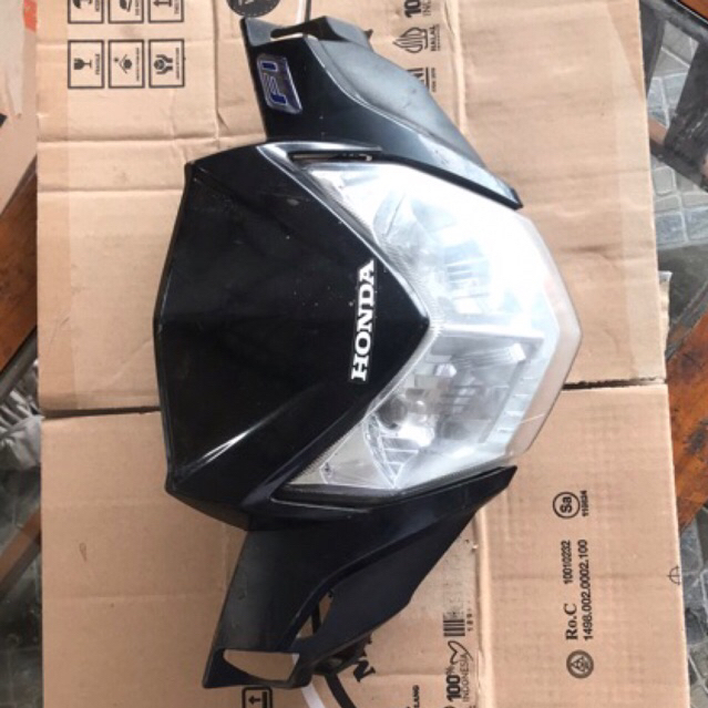 Cover head set batok reflektor lampu depan supra x 125 fi kode part K41. 2015-2023 original second