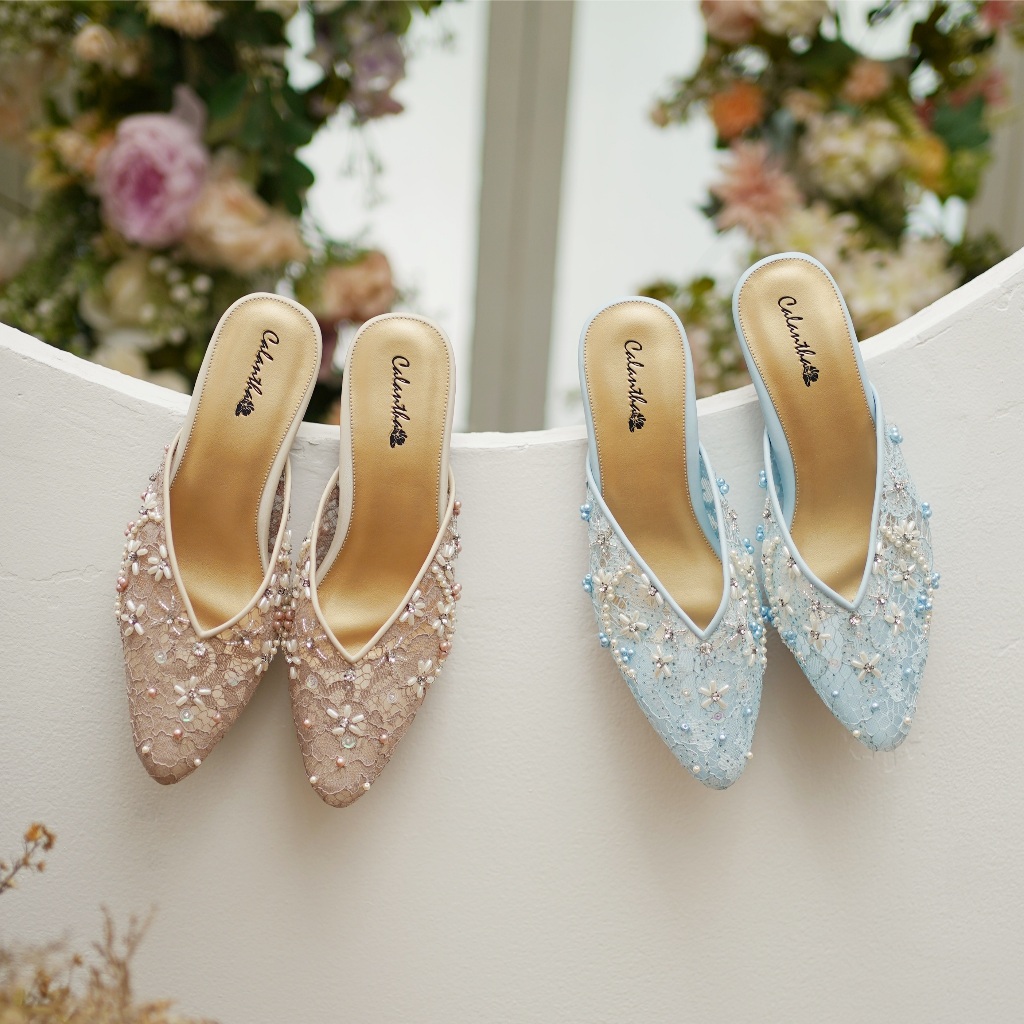 Deu_Calantha Sepatu Pesta Wanita Wedding Shoes Selop Berpayet Grasella Heels Blok 7 Cm Berbahan Brok