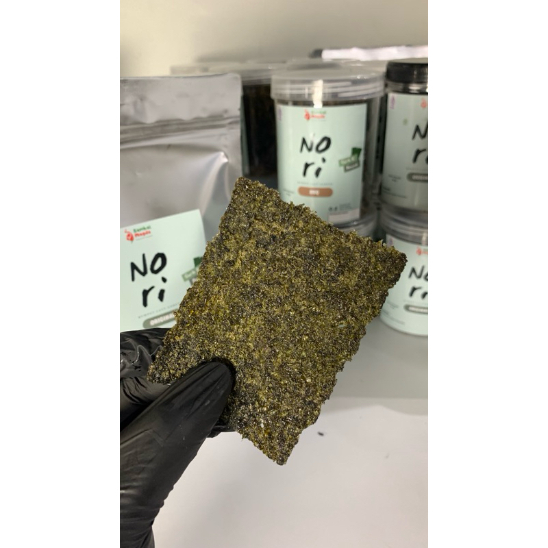 

Cemilan Rumput Laut Krispi Rumput Laut Panggang Nori Taokenoi Rasa Premium DIJAMIN ENAK MURAH!!