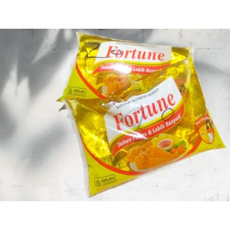 

MINYAK GORENG BANTAL // PILLOW 800ML JATIM