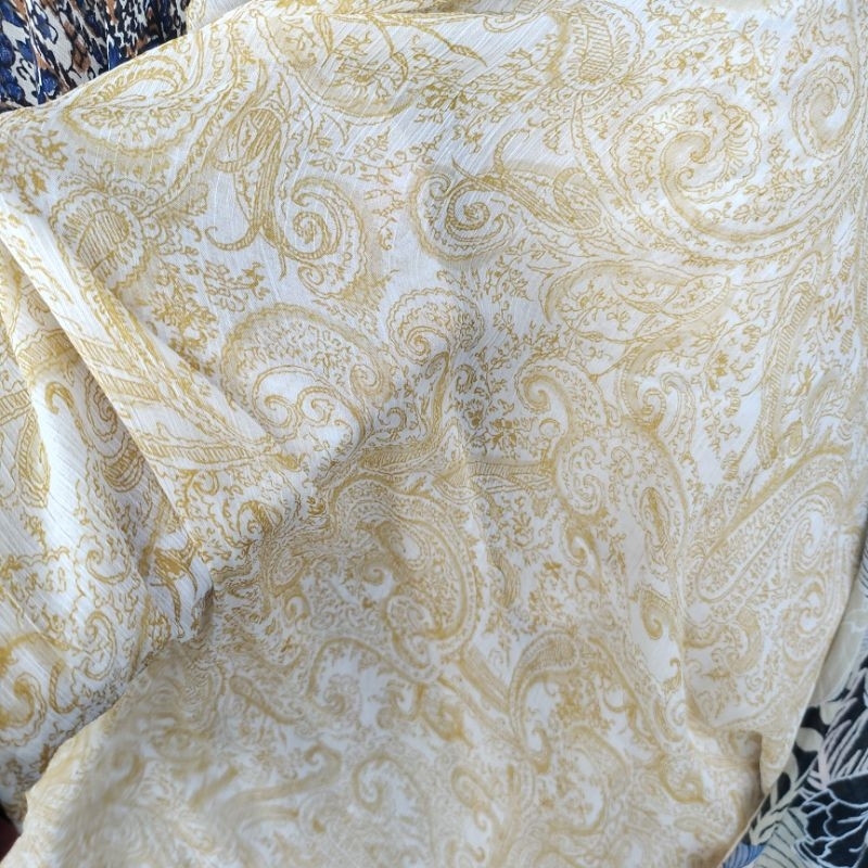 kain ceruty yoryu motif - bahan yoryu serat kulit jagung - kain ceruty yoryu premium - kain motif tr