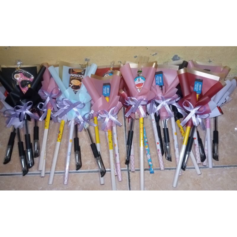 

buket pulpen dan pensil murah