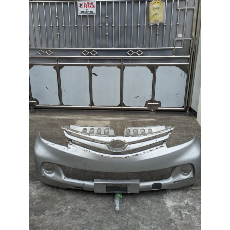 Bumper Bemper Depan Toyota Avanza type G 2012 Original