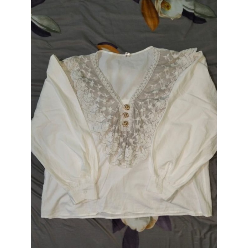 Baju Atasan Wanita Blouse Kemeja Rajut Putih
