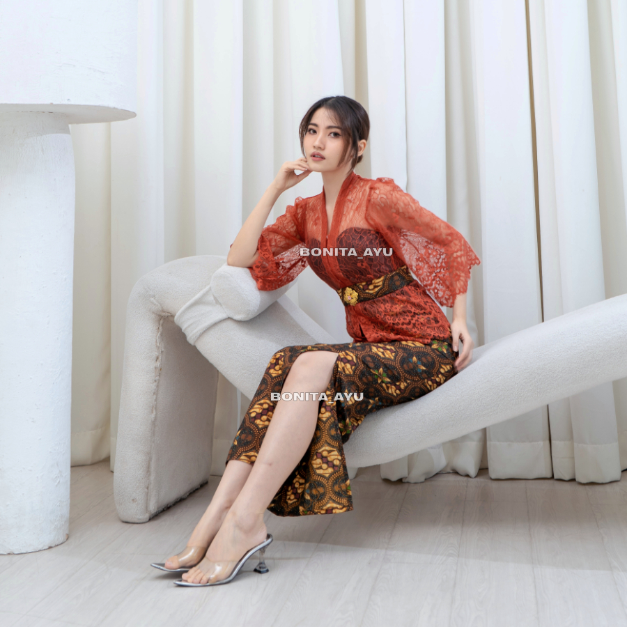 SET KEBAYA OOTD BALI MODERN BONITA AYU/ SET KEBAYA BLOOMY BONITA AYU