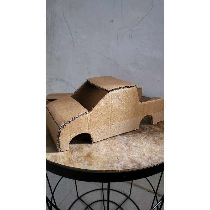 mobil prakarya dari kardus/mobil mainan
