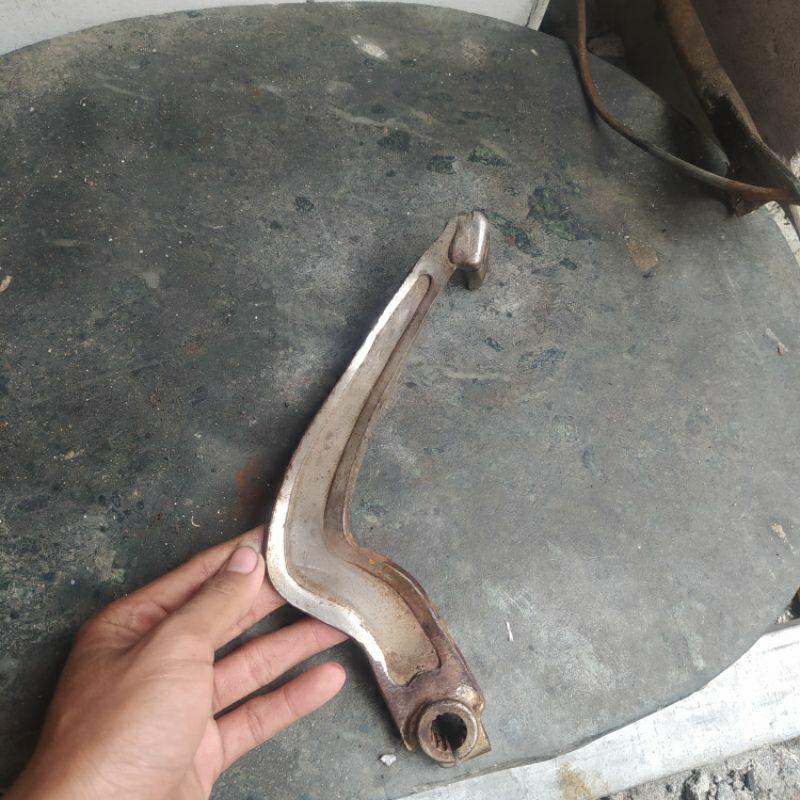 pedal rem satria 2tak lumba original
