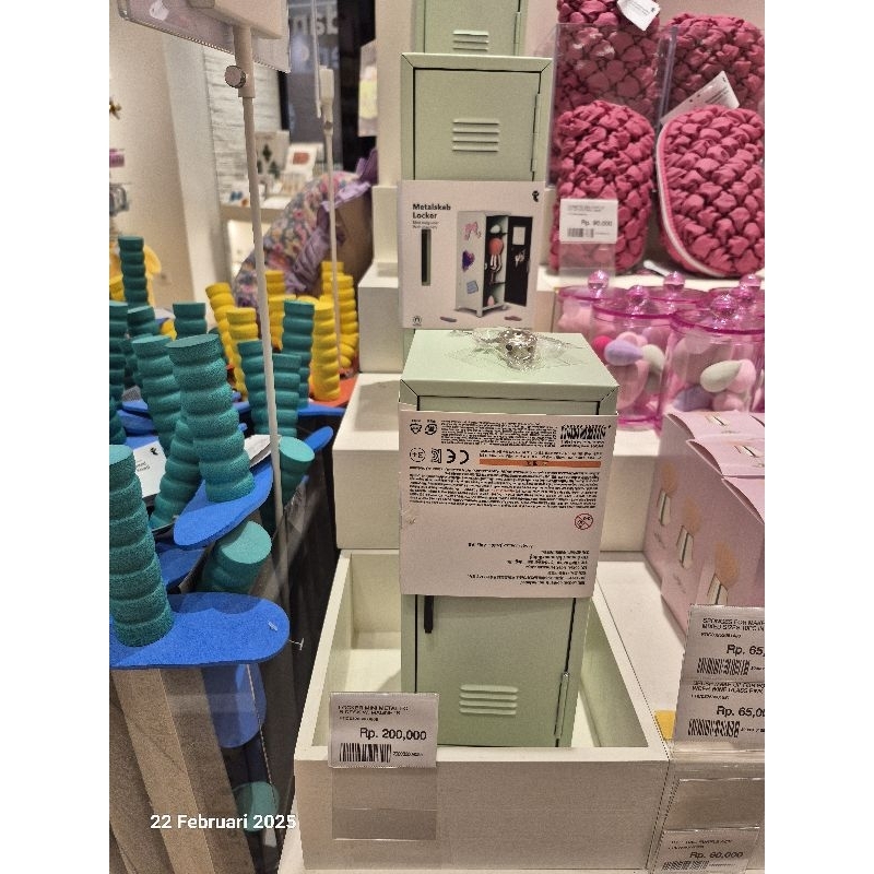 (Flying Tiger) Locker Mini Metal for Desk w Magnets