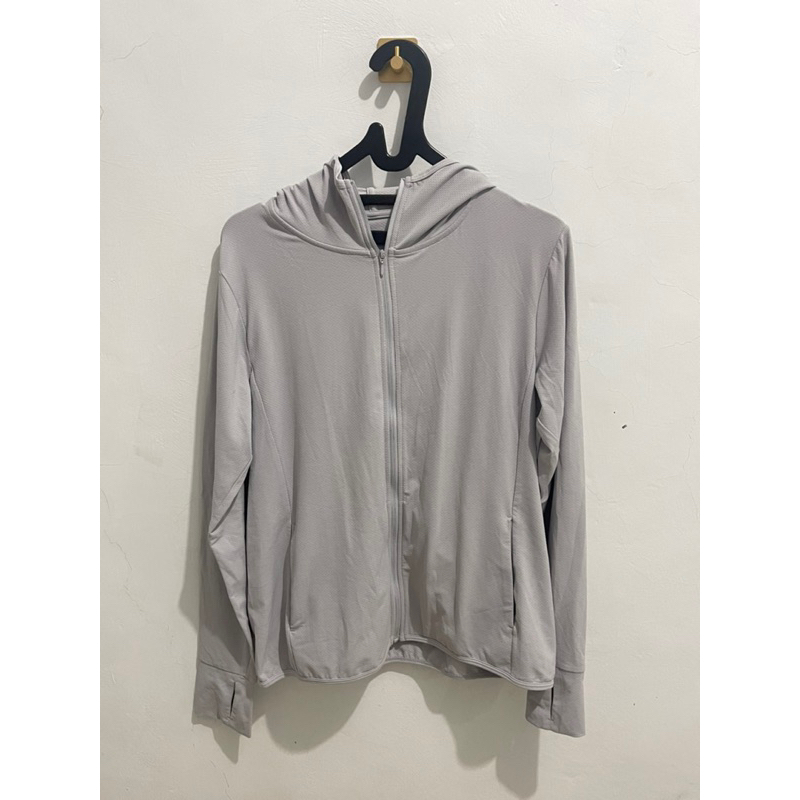 Jaket UNIQLO Preloved