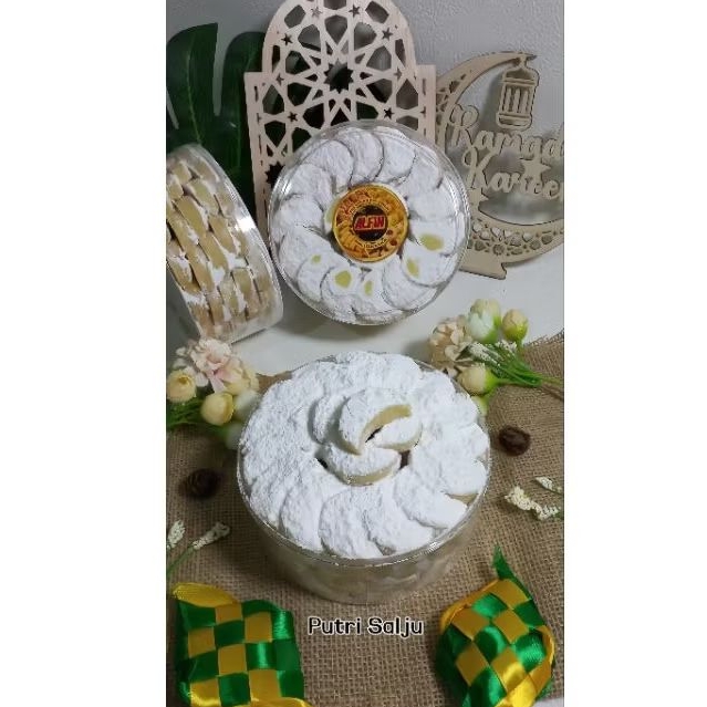 

Kue Kering - Putri Salju - Toples ukuran 500gr - Free dus+bublewrap